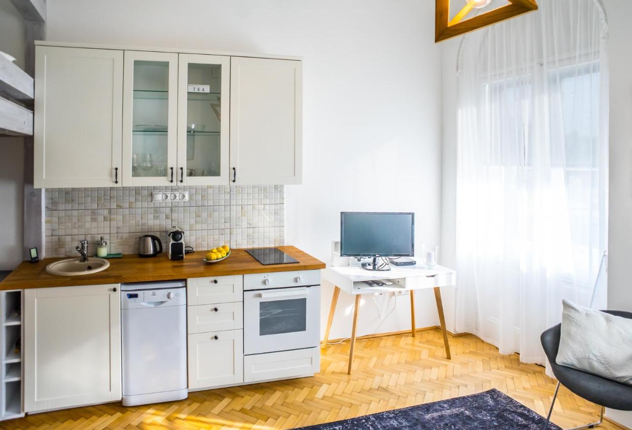 Ybl Apartment City Center Székesfehérvár المظهر الخارجي الصورة